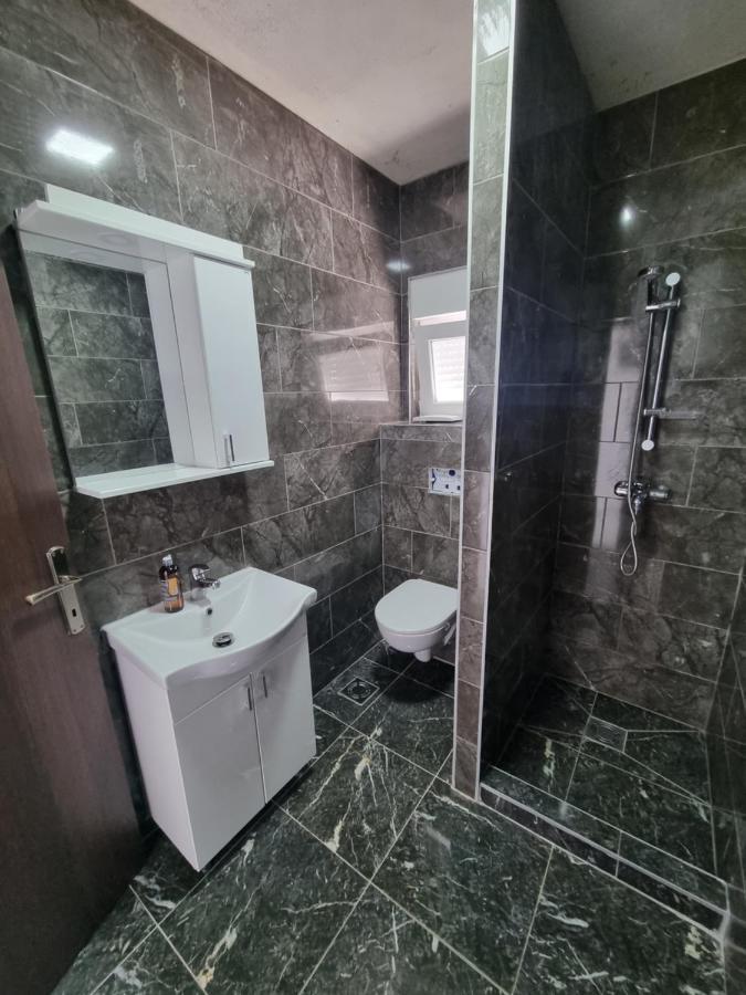 Apartmani Milic Kotor Buitenkant foto